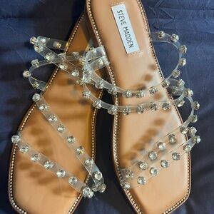 Steve Madden Cream Tan Sandals with Pearl Embellishments